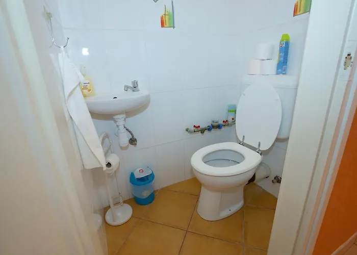 Zoli Apartmanok-kinga Kolcsey 34-36 * Hajdúszoboszló