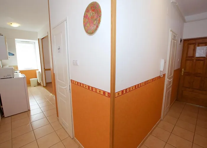 아파트 Zoli Apartmanok-kinga Kolcsey 34-36 *