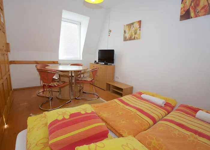 Zoli Apartmanok-kinga Kolcsey 34-36 * Hajdúszoboszló