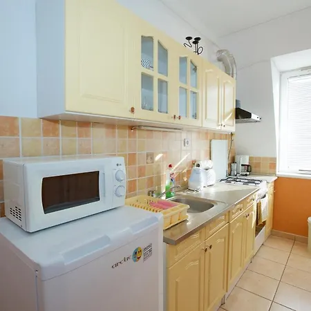 Zoli Apartmanok-kinga Kolcsey 34-36 Hajduszoboszlo