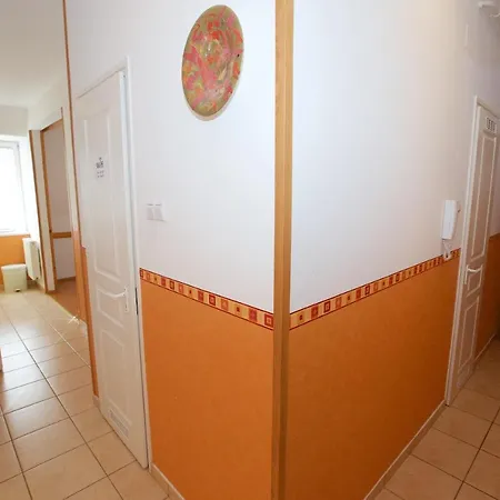 Apartment Zoli Apartmanok-kinga Kolcsey 34-36 *