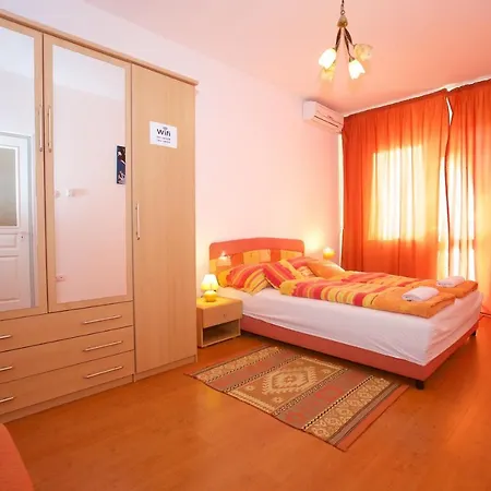 Apartment Zoli Apartmanok-kinga Kolcsey 34-36 *