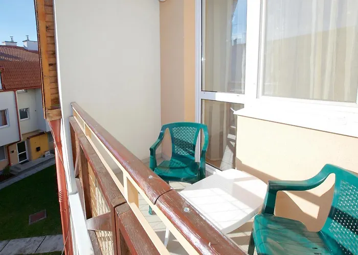 Zoli Apartmanok-kinga Kolcsey 34-36 * Hajdúszoboszló